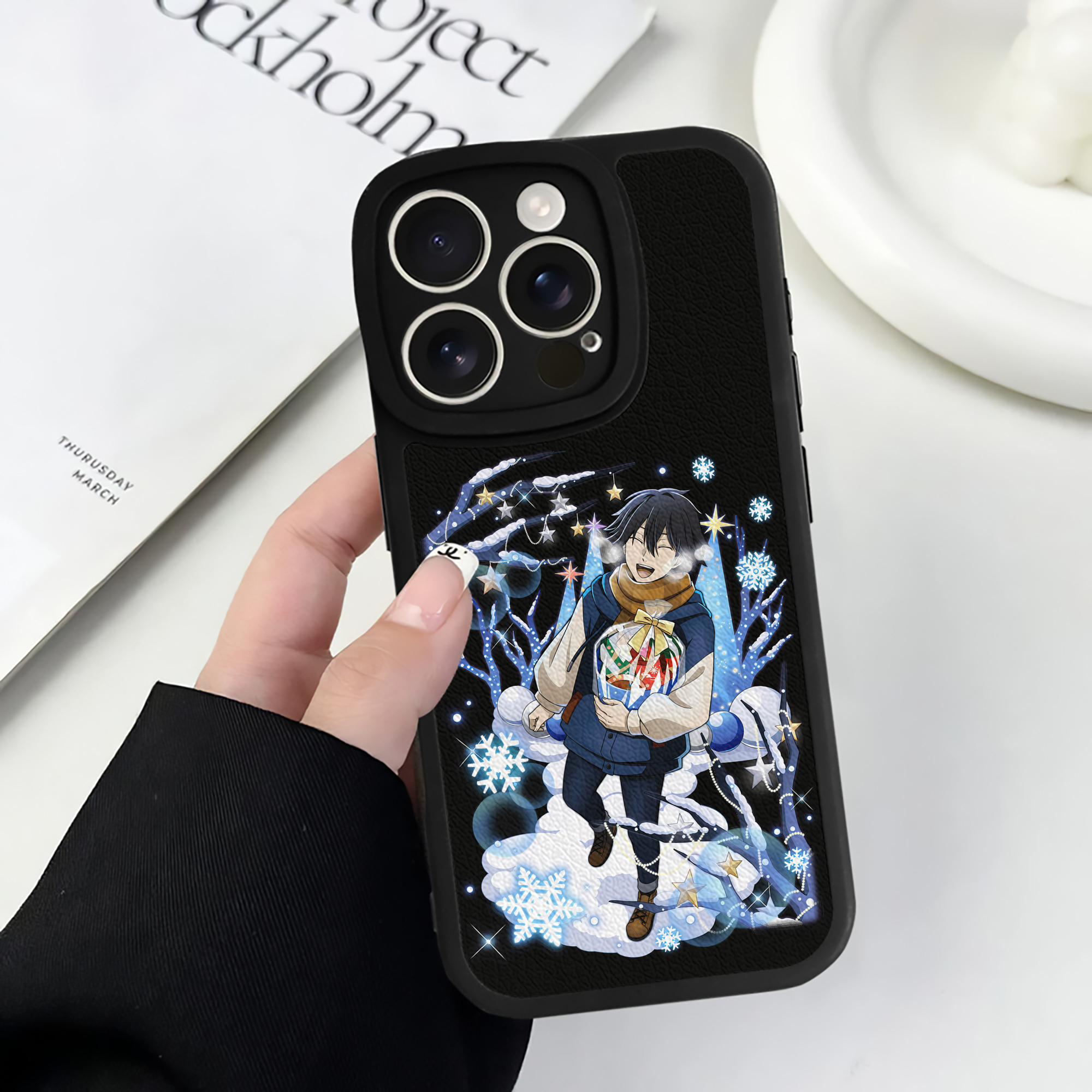 （画像用） 文豪ストレイドッグス Bungo Stray Dogs 【iPhone 16シリーズ対応】シリコンスマホケース（レザー調） 材質：シリコン
